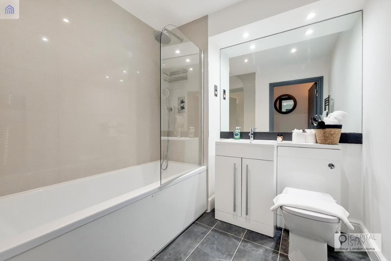 Free Parking - Stylish Three Bedroom Apartment By London Excel מראה חיצוני תמונה
