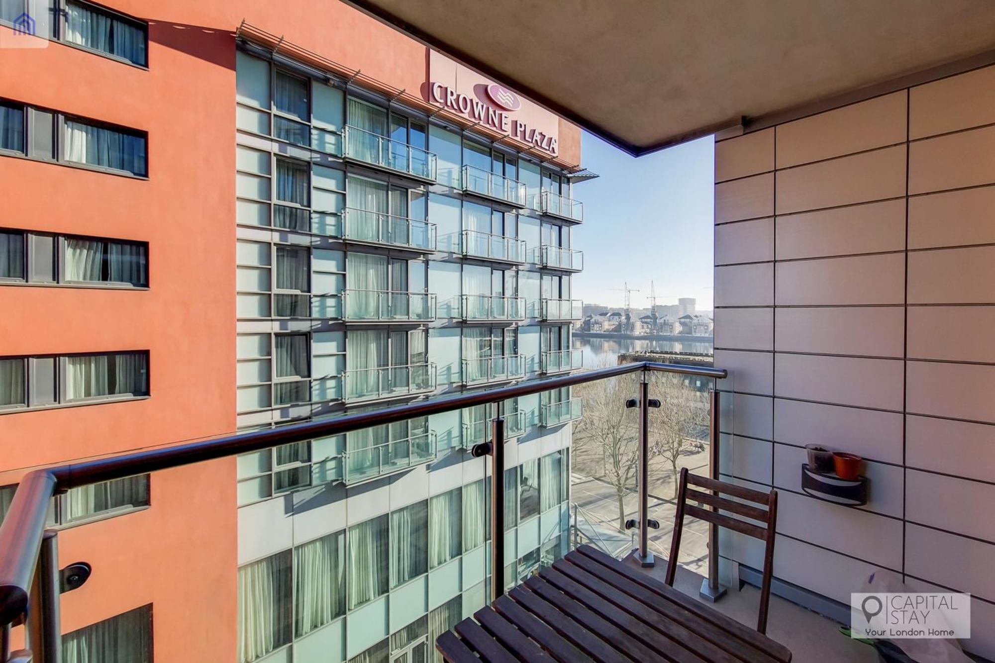 Free Parking - Stylish Three Bedroom Apartment By London Excel מראה חיצוני תמונה